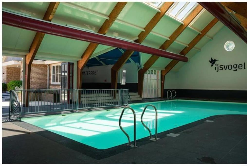 Chalet Voorzien Van Alle Gemakken In Een Bosrijke Omgeving ฟัวร์เธาเซอ ภายนอก รูปภาพ
